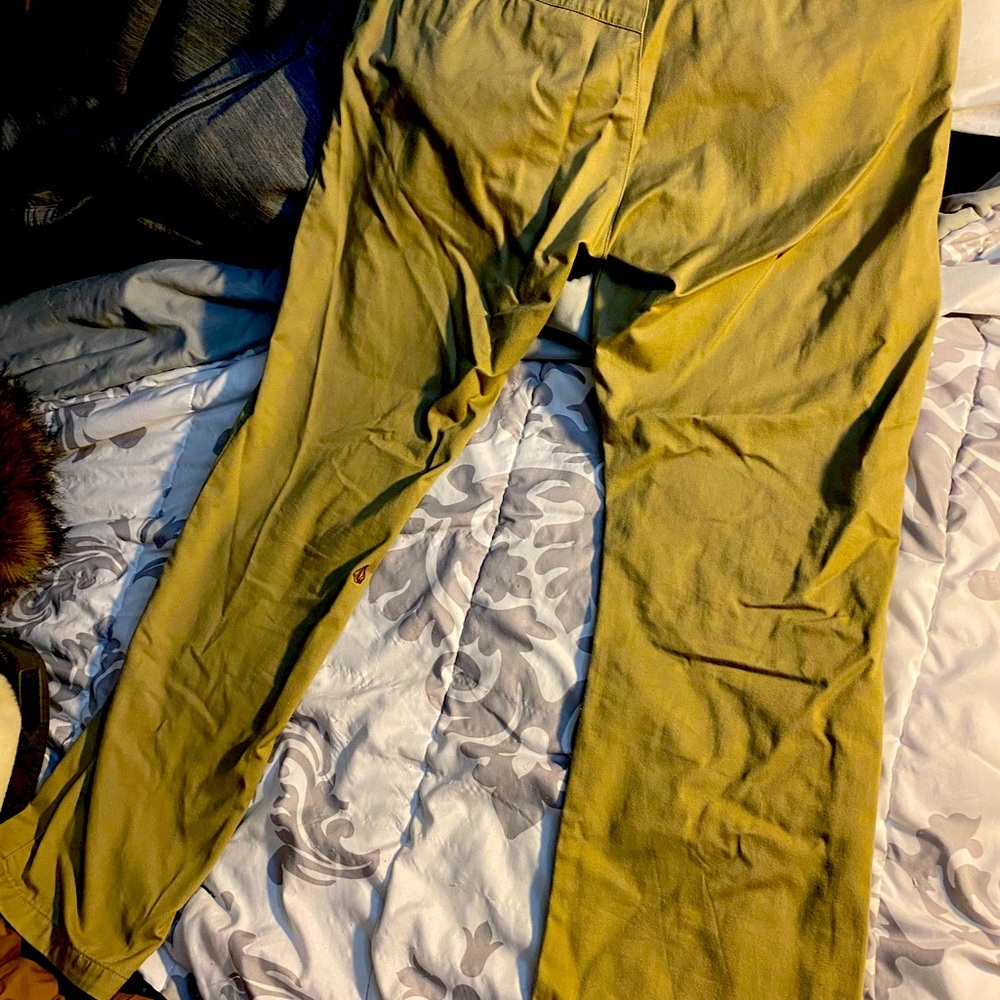 Volvos dress khakis